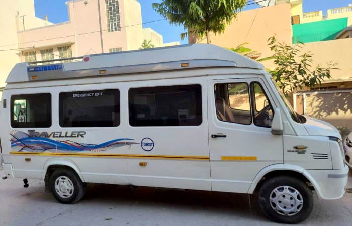 12 Seater Tempo Traveller