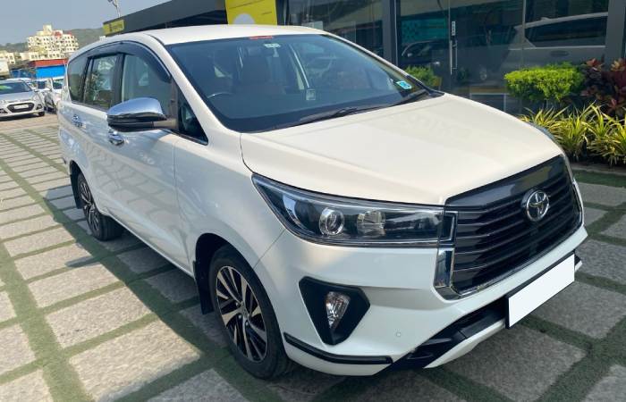 Innova Crysta Taxi