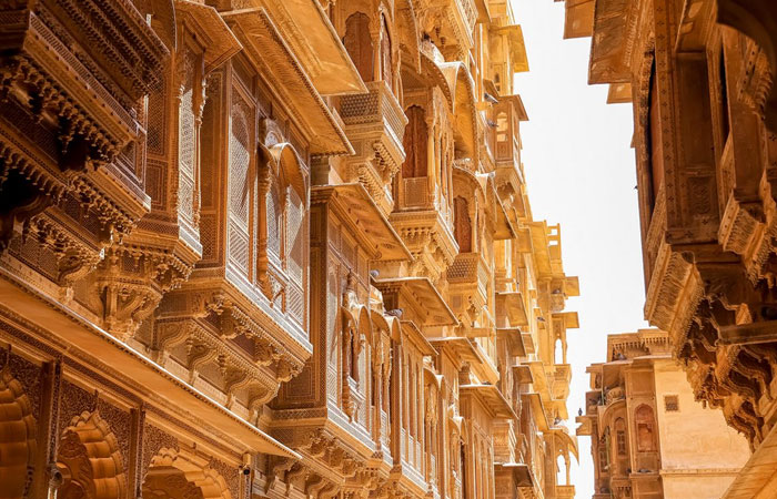 Amritsar to Jaipur Taxi