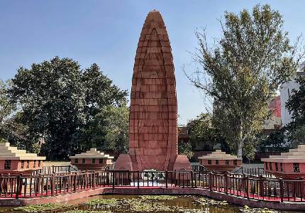 Amritsar to Dharamshala (Mcleodganj) Tour