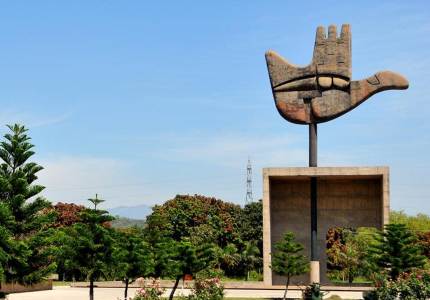 Amritsar to Chandigarh Taxi